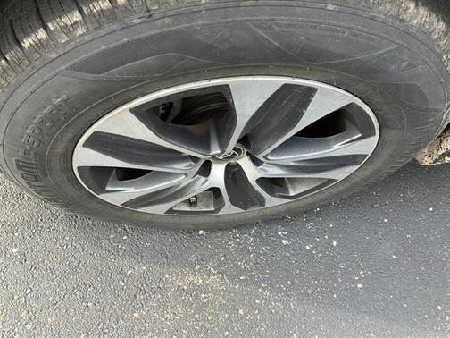 Celestial Silver Metallic 2022 Toyota Highlander XLE