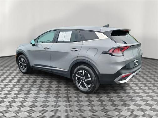 2023 Kia Sportage Hybrid LX