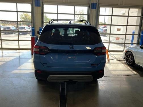 2023 Honda Pilot TrailSport