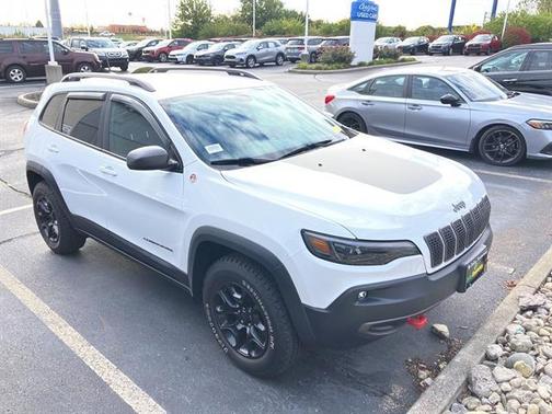 2020 Jeep Cherokee Trailhawk