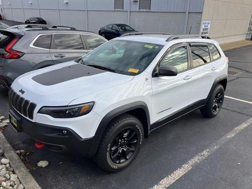 2020 Jeep Cherokee Trailhawk