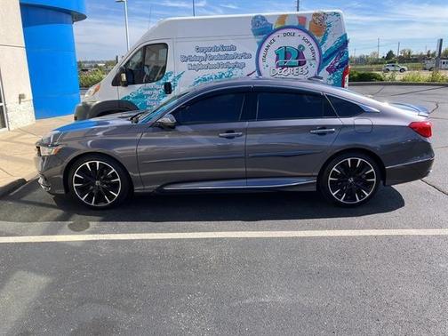 2019 Honda Accord Touring 2.0T