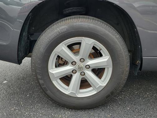 2010 Toyota Highlander SE