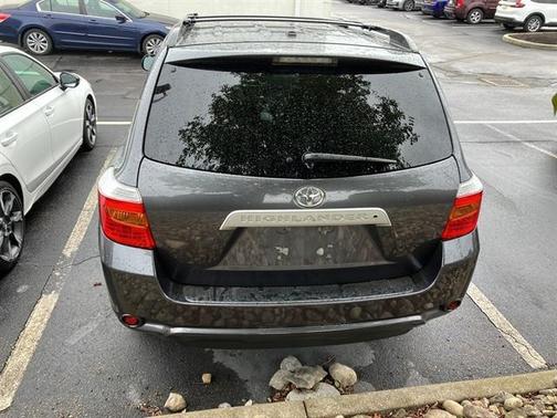 2010 Toyota Highlander SE