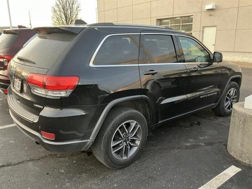 2019 Jeep Grand Cherokee Laredo