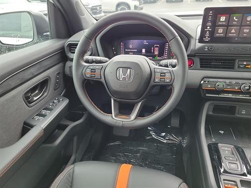 Platinum White Pearl 2026 Honda Passport TrailSport