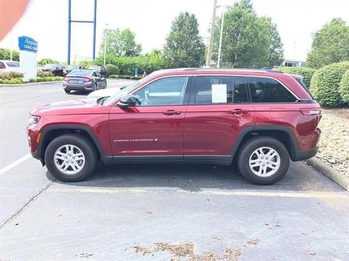 2023 Jeep Grand Cherokee Laredo