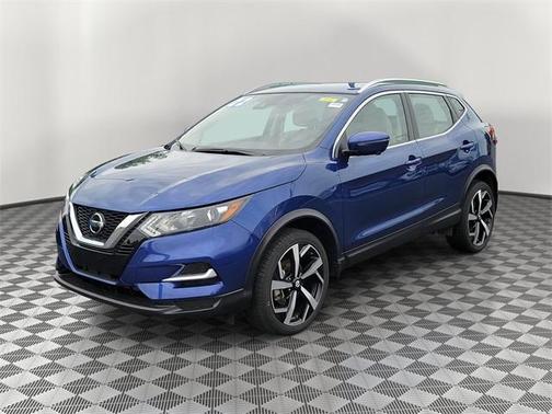 2022 Nissan Rogue Sport SL