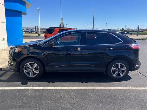 Agate Black 2023 Ford Edge SEL