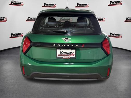 British Racing Green IV Metallic 2025 MINI Hardtop Cooper S