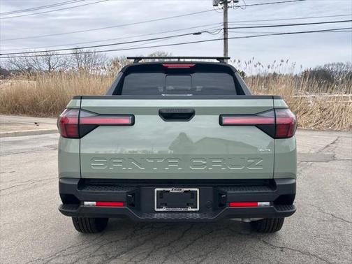 2025 Hyundai SANTA CRUZ SEL Activity