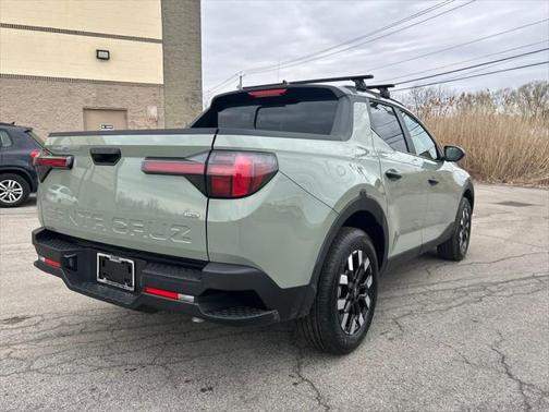 2025 Hyundai SANTA CRUZ SEL Activity
