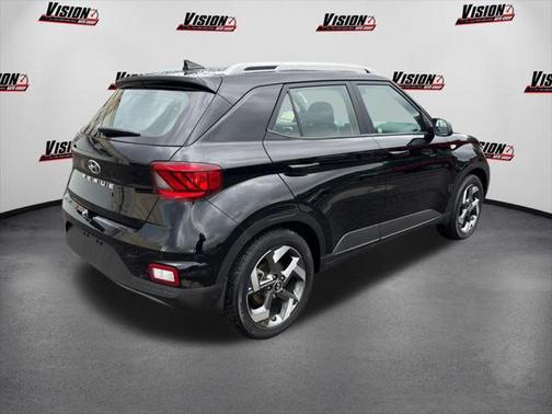 2021 Hyundai VENUE SEL