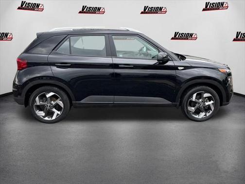 2021 Hyundai VENUE SEL