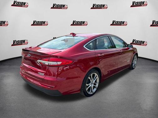 2019 Ford Fusion Hybrid Titanium