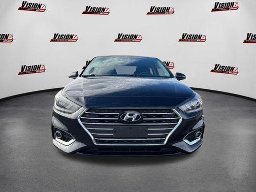 2022 Hyundai Accent Limited