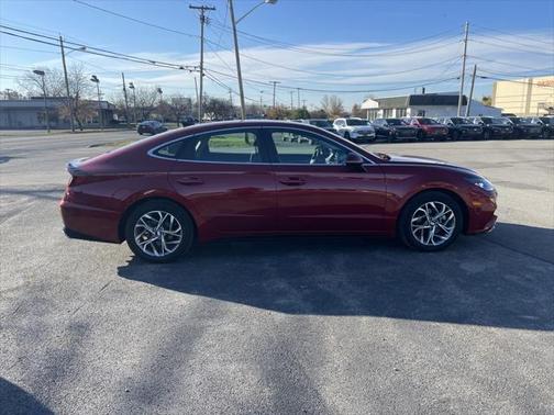 2023 Hyundai SONATA SEL