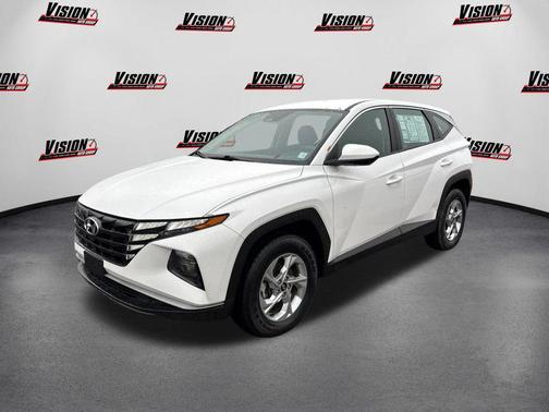 2023 Hyundai TUCSON SE