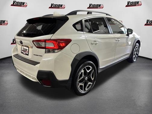 Crystal White Pearl 2018 Subaru Crosstrek 2.0i Limited