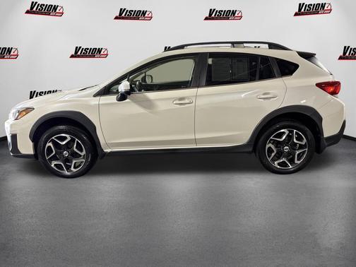 Crystal White Pearl 2018 Subaru Crosstrek 2.0i Limited