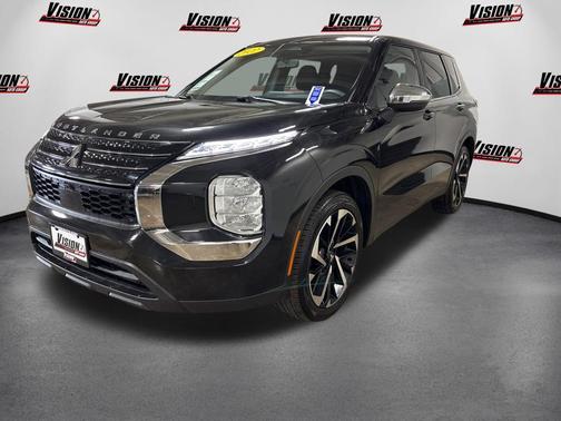 Black Diamond 2022 Mitsubishi Outlander ES S-AWC