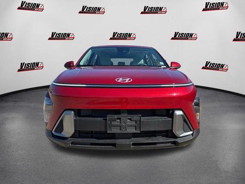 2025 Hyundai KONA SE