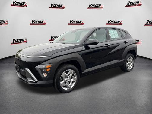 2025 Hyundai KONA SE
