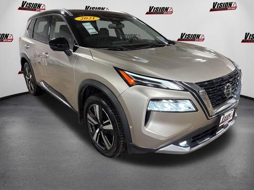 Champagne Silver Metallic/Super Black 2021 Nissan Rogue Platinum