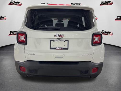 Alpine White Clearcoat 2019 Jeep Renegade Sport