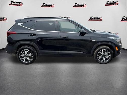 2023 Kia Seltos EX