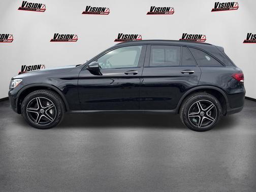 Black 2022 Mercedes-Benz GLC 300 4MATIC