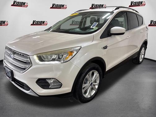 White Platinum Metallic Tri-Coat 2018 Ford Escape SEL