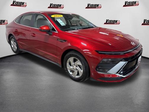 Ultimate red 2025 Hyundai SONATA SE