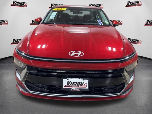 Ultimate red 2025 Hyundai SONATA SE