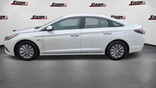 Diamond White Pearl 2016 Hyundai SONATA Hybrid SE