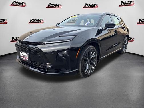 Black 2025 Toyota Crown Signia Limited