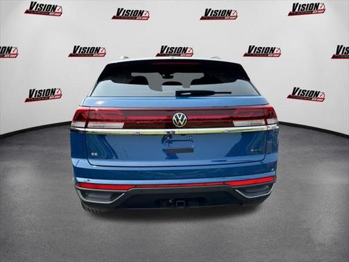 2025 Volkswagen Atlas Cross Sport 2.0T SE w/Technology 4MOTION