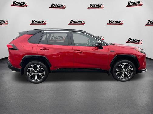 2024 Toyota RAV4 Prime XSE