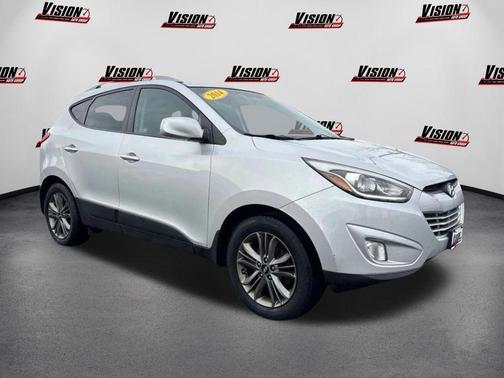 Diamond Silver 2014 Hyundai TUCSON SE