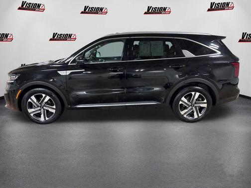Aurora Black 2022 Kia Sorento Plug-In Hybrid SX