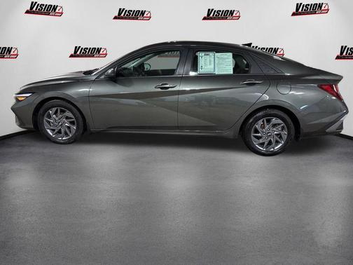 Amazon Gray 2024 Hyundai ELANTRA SEL