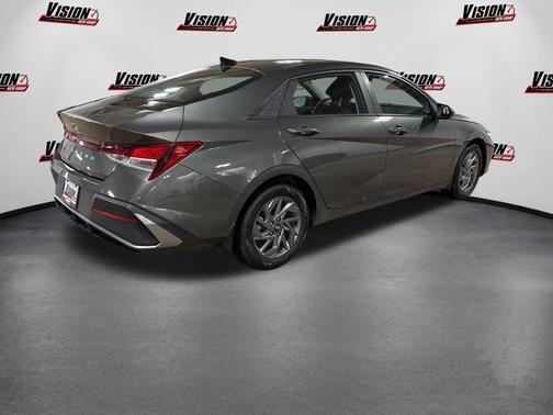Amazon Gray 2024 Hyundai ELANTRA SEL
