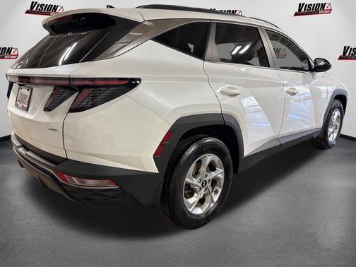 Quartz White 2022 Hyundai TUCSON SEL