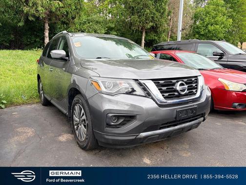 Gun Metallic 2020 Nissan Pathfinder S 4WD