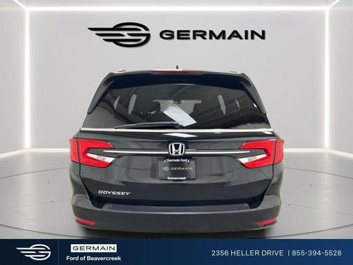 Crystal Black Pearl 2022 Honda Odyssey EX-L
