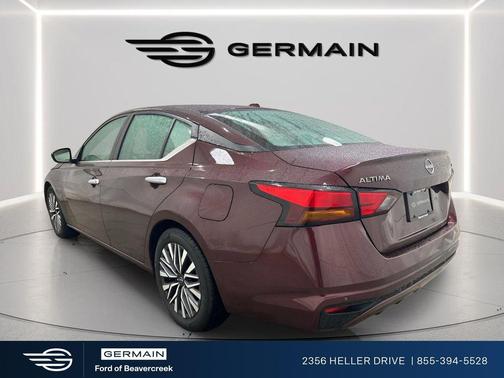 Garnet Pearl Metallic 2024 Nissan Altima 2.5 SV