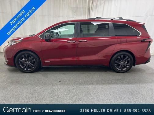 2021 Toyota Sienna XSE 7 Passenger