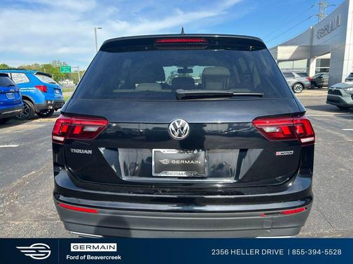 Deep Black 2019 Volkswagen Tiguan 2.0T SE 4MOTION