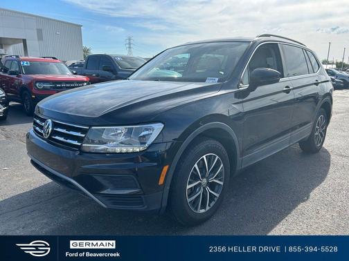 Deep Black 2019 Volkswagen Tiguan 2.0T SE 4MOTION