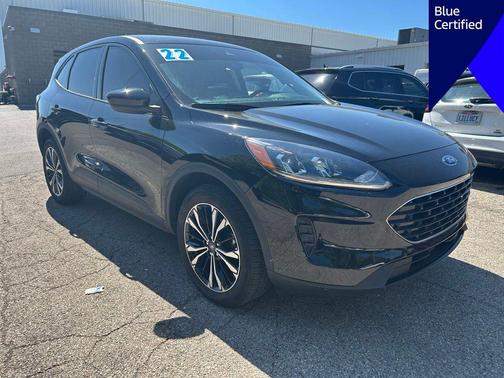 Agate Black Metallic 2022 Ford Escape SE